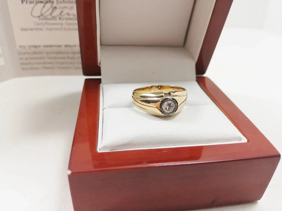 zloty-pierscionek-z-brylantem-585-469g-13r-kamien-brylant