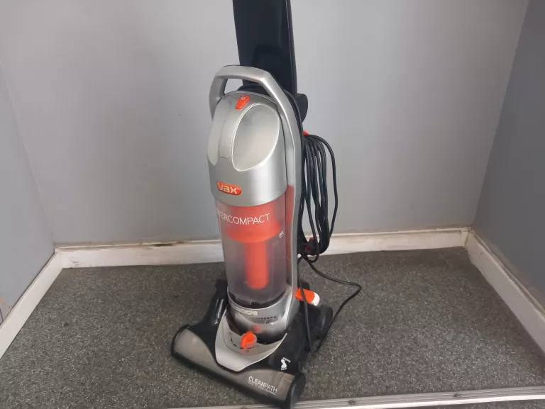 ODKURZACZ PIONOWY VAX POWER COMPACT