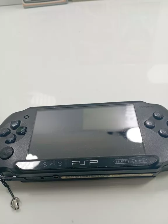 KONSOLA PSP E1004 #KOMPLET