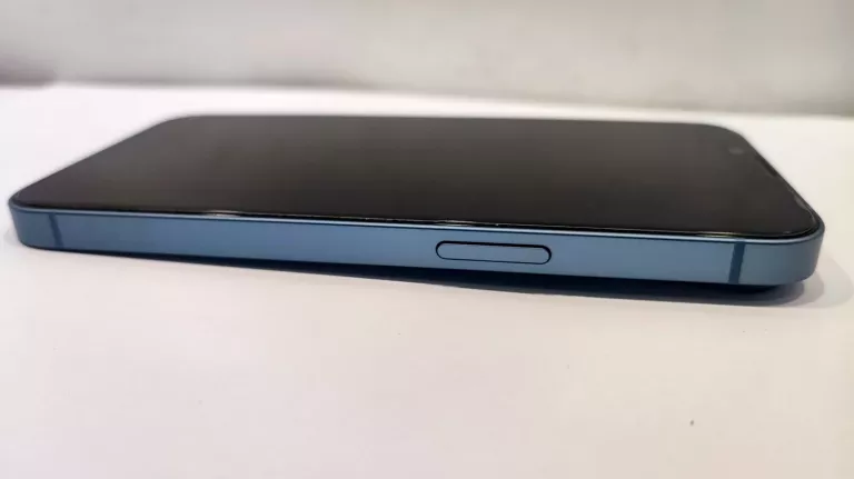 SMARTFON APPLE IPHONE 14 6 GB / 128 GB BŁĘKITNY