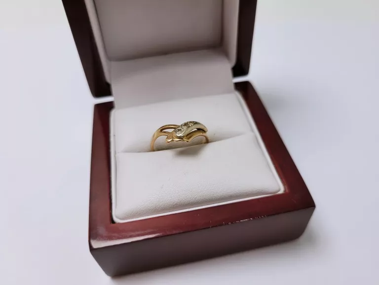 ZŁOTY PIERŚCIONEK 1,89G Pierścionki, obrączki