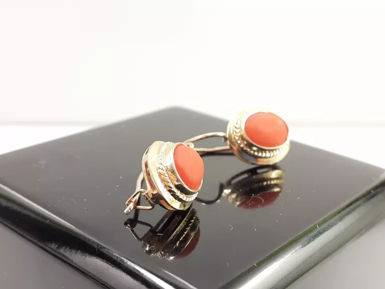 piekne-zlote-kolczyki-z-koralem-585-401g-cechy-nie-zawiera-niklu