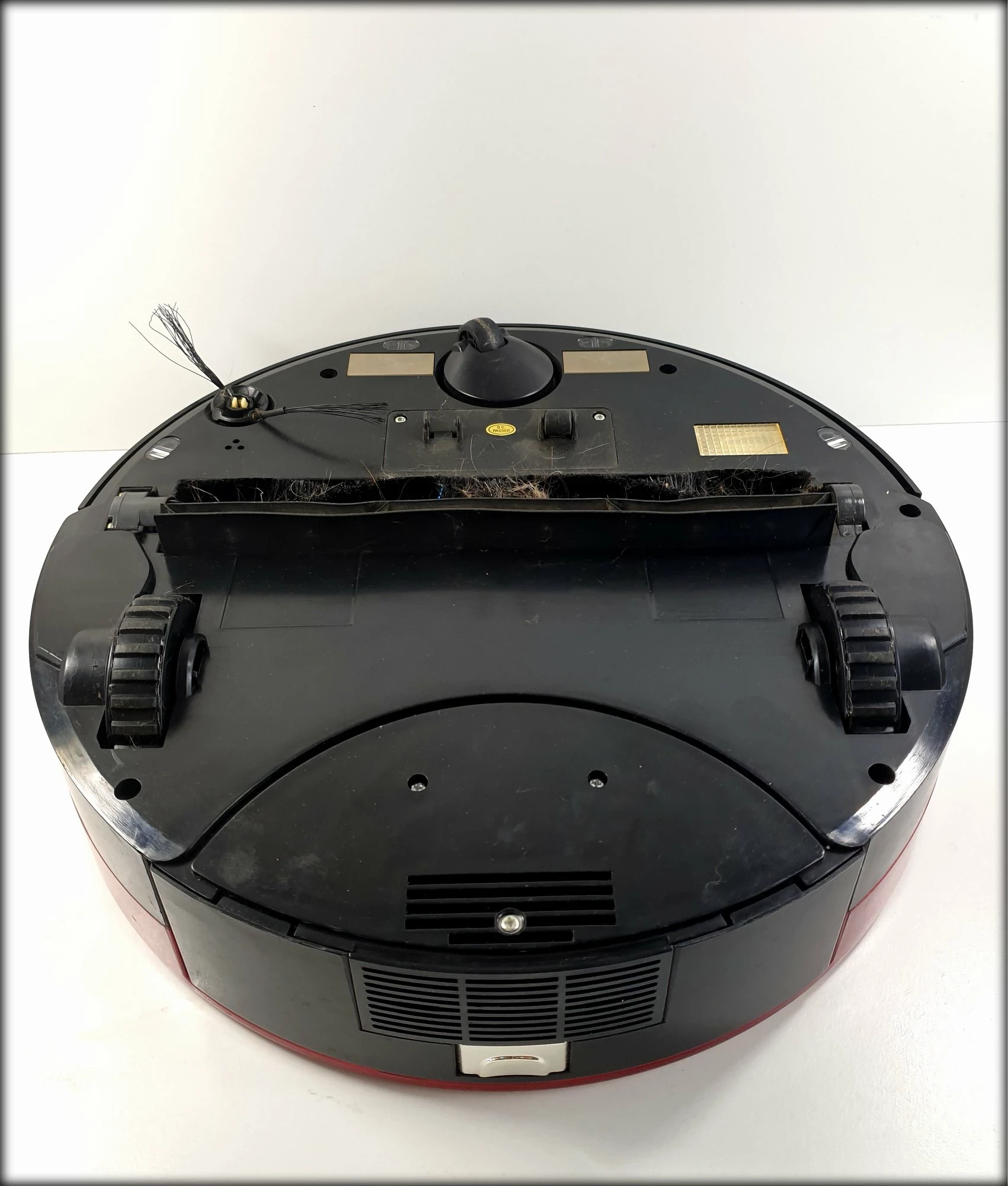 aven-vacuum-cleaner-system-robot-sprzatajacy-kolor-dominujacy-czerwony