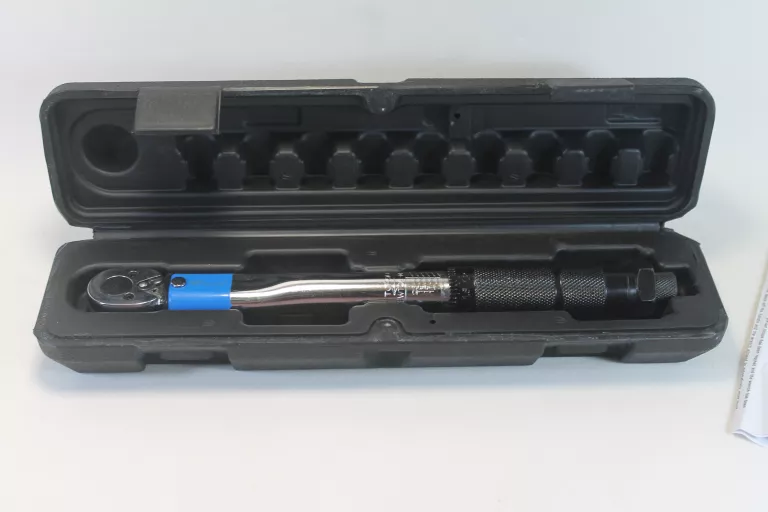 klucz-dynamometryczny-falcon-14-5-25nm-marka-falcon