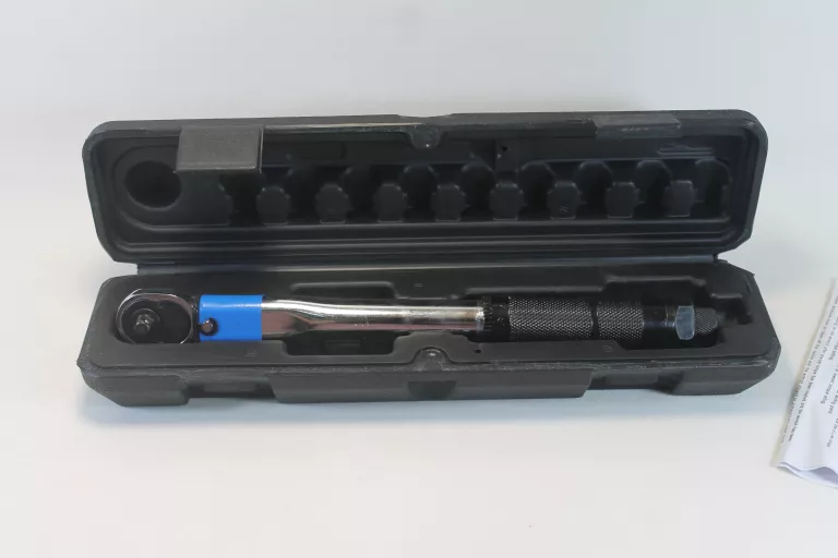 KLUCZ DYNAMOMETRYCZNY FALCON 1/4 5-25NM