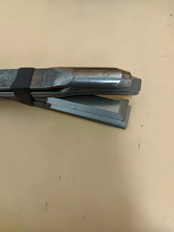 dlutoskrobak-bosch-pse180e-koncowki-kod-producenta-pse180e