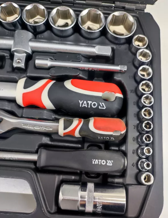 klucze-nasadowe-zestaw-kluczy-yato-72-el-yt-38782-liczba-elementow-w-zestawie-72