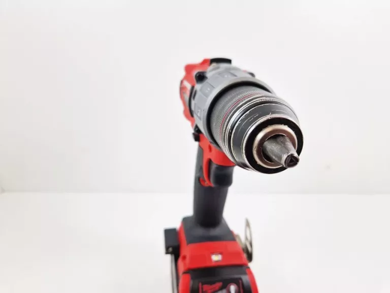 wiertarko-wkretarka-milwaukee-m18-fdd2-napiecie-v-18-v