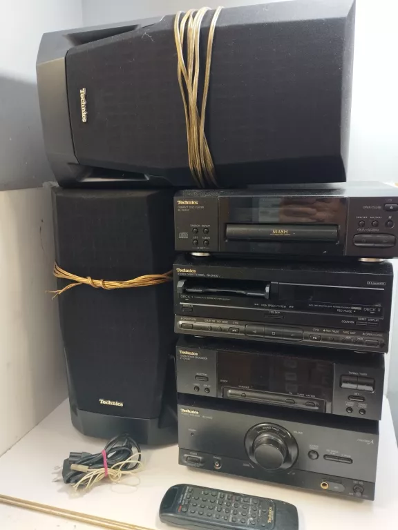 wieza-technics-kolumny-opis-osiedle-niepodleglosci-1-krakow