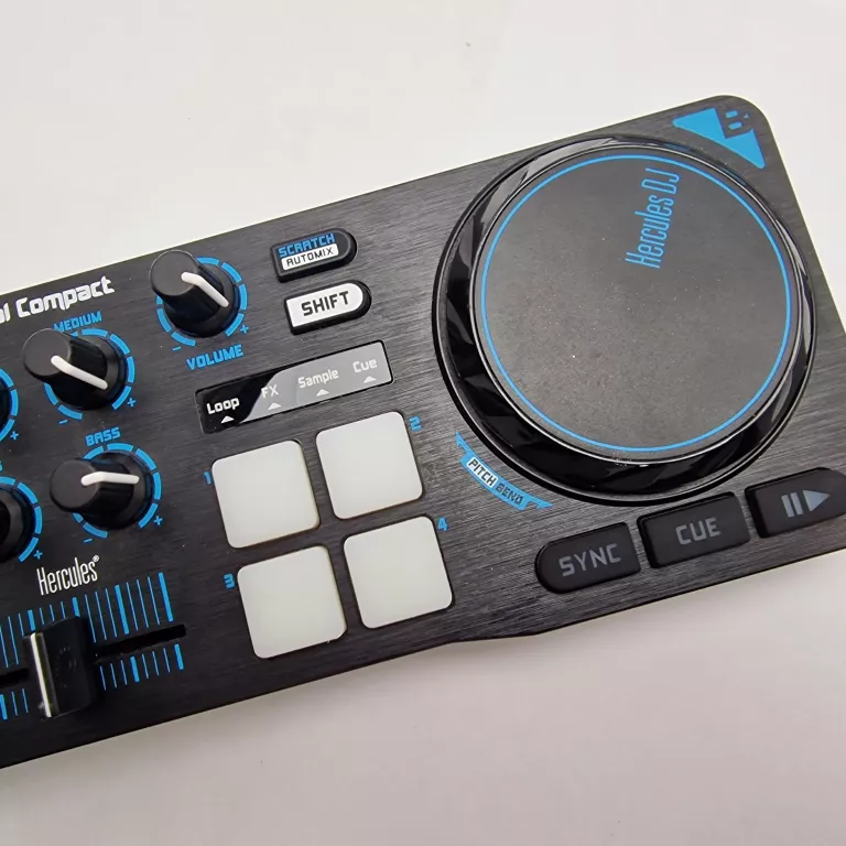 KONSOLA HERCULES DJ CONTROL COMPACT