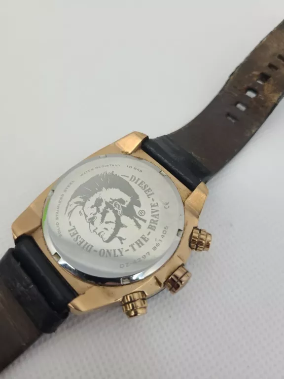 zegarek-diesel-dz4297-ksztalt-koperty-owalna