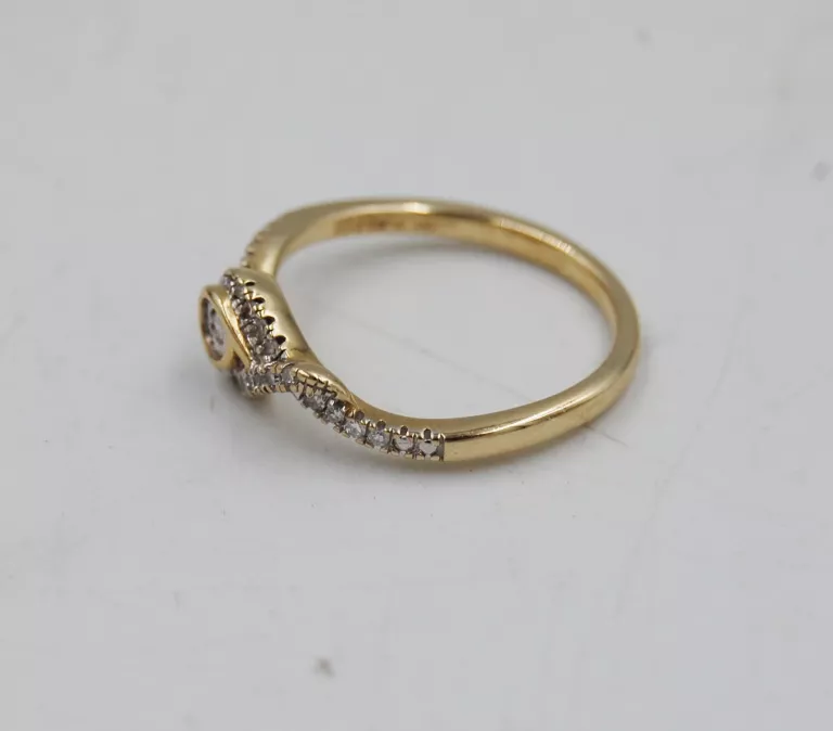 ZŁOTY PIERŚCIONEK  585 W:2,08 R:13