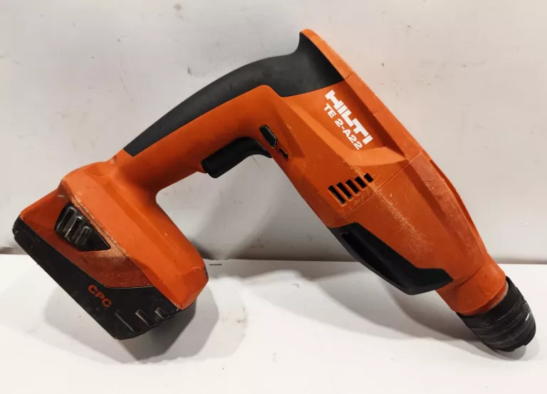 MŁOTOWIERATKA HILTI TE 2-A22 Z AKU 3.3 AH 07/2022