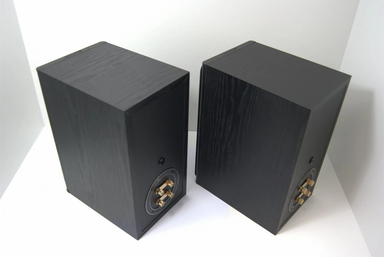 kolumny-monitor-audio-bronze-bx2-kolor-czarny