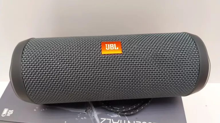 glosnik-jbl-flip-essential-2-kolor-czarny