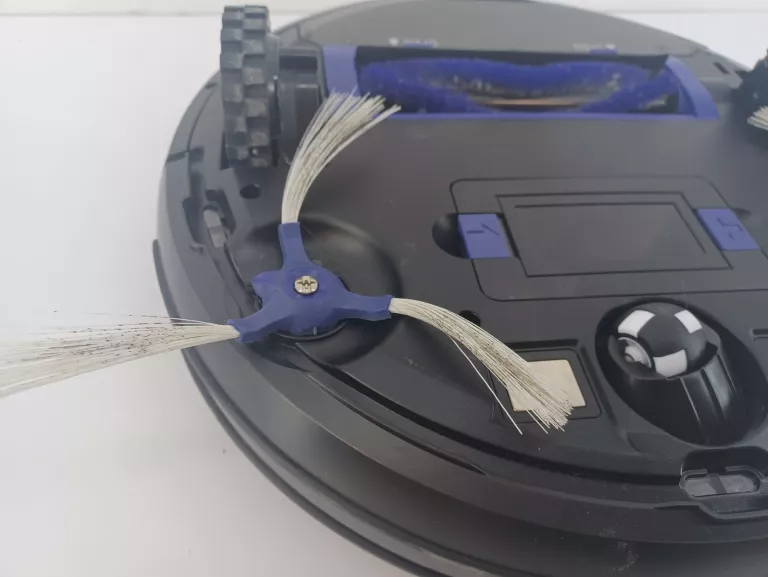 odkurzacz-robot-sprzatajacy-tefal-explorer-serie-20-aqua-model-explorer-serie-20