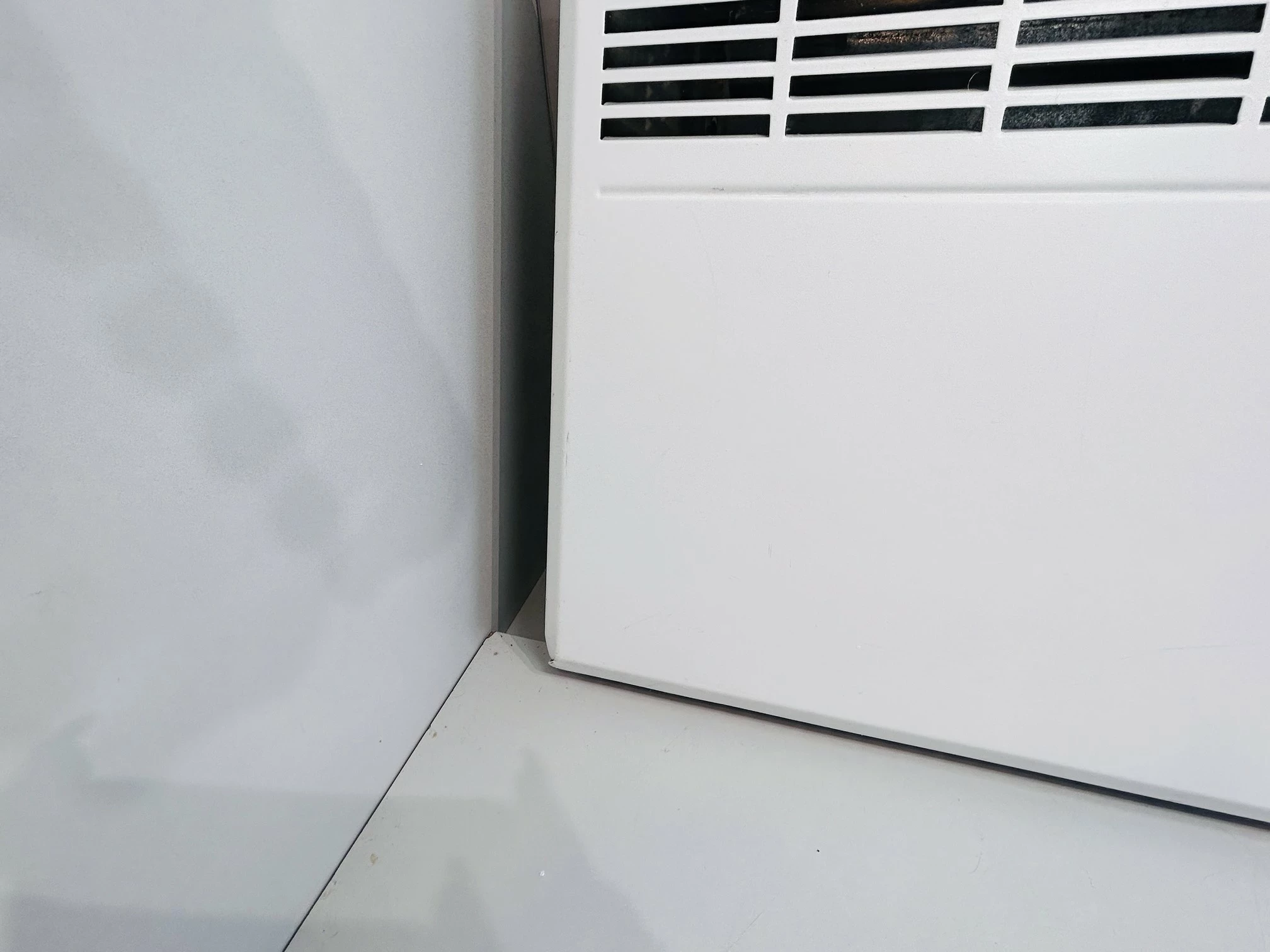 basic-p9402-ml15-grzejnik-konwektorowy-moc-grzewcza-1500