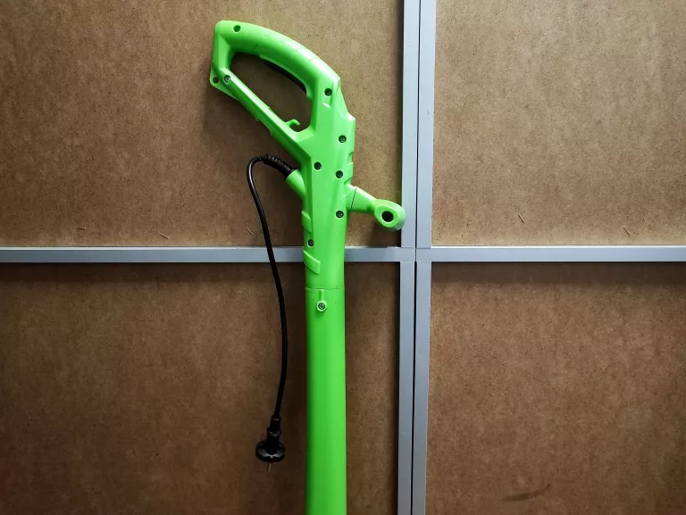 PODKASZARKA ELEKTRYCZNA GARDENIC 250 W GT0135-22