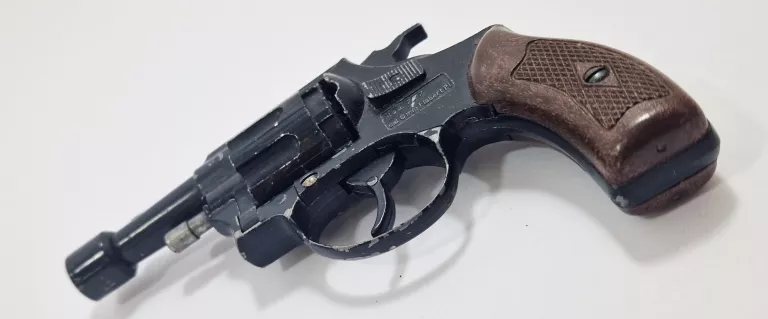 REWOLWER HUKOWY/STRASZAK UMAREX 6MM
