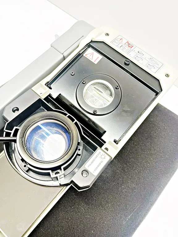 PROJEKTOR 3M 2600