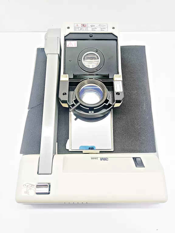 PROJEKTOR 3M 2600