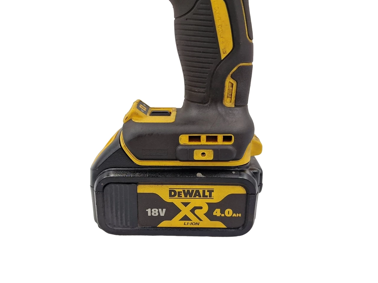 klucz-udarowy-dewalt-dcf-894-18v-40ah-walizka-marka-dewalt