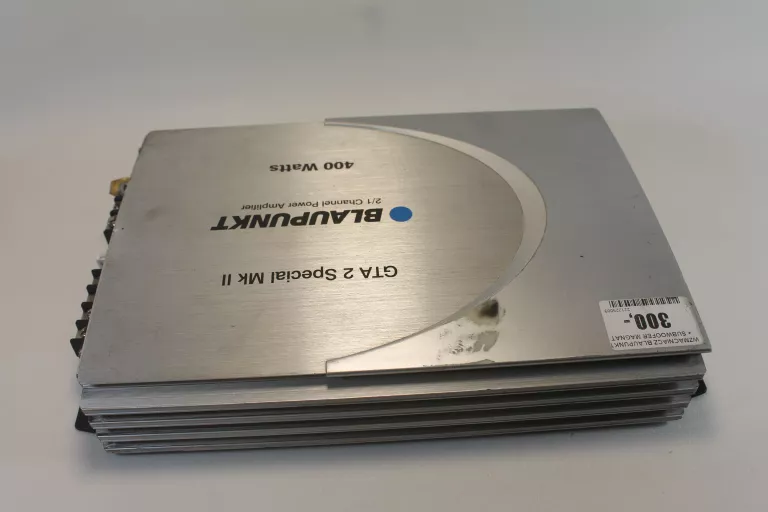 WZMACNIACZ BLAUPUNKT + SUBWOOFER MAGNAT