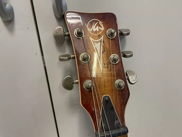 gitara-elektryczna-vgs-eruption-select-stan-uzywany