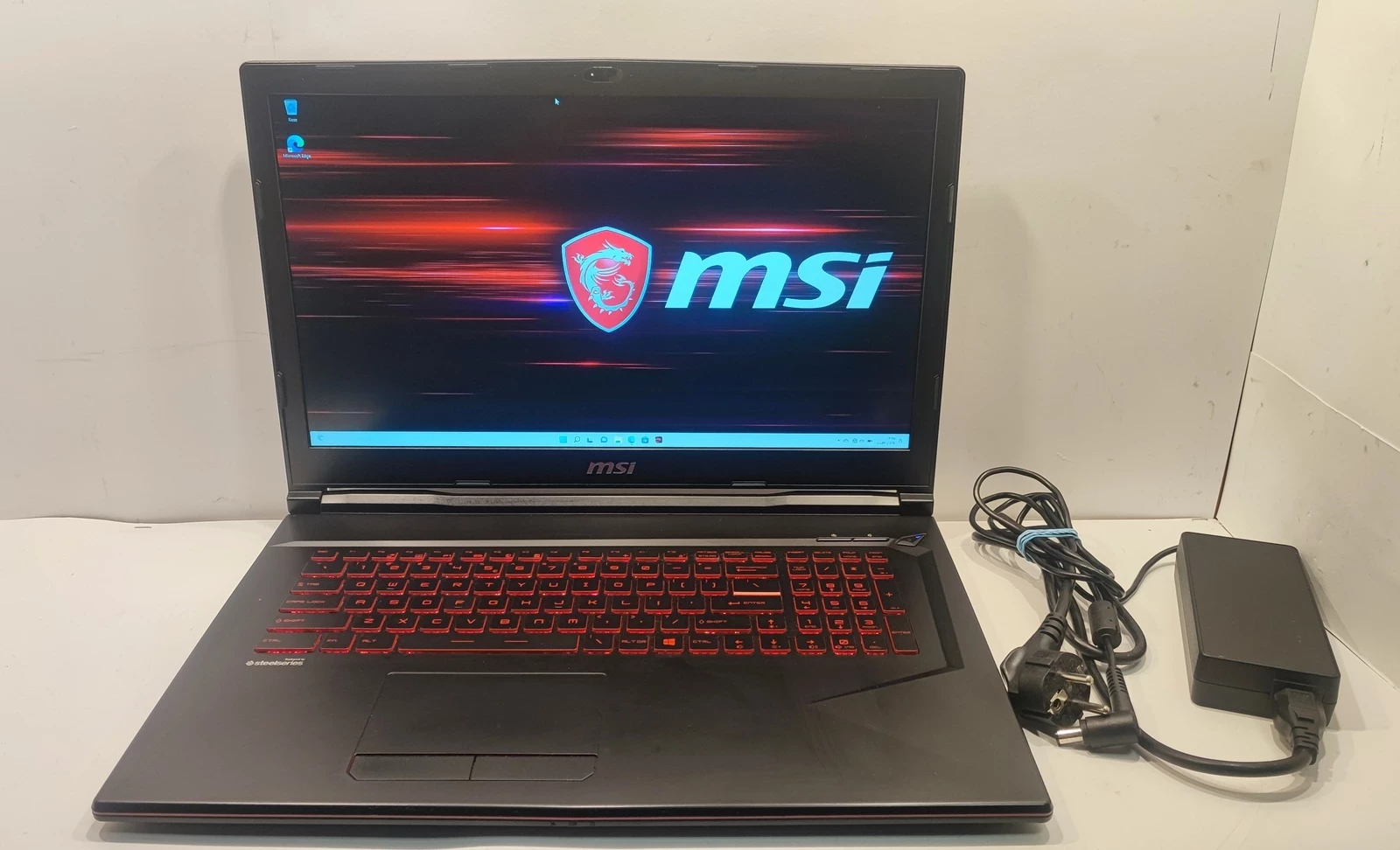 laptop-msi-gl73-8rc-i5-8gb-1tb-gtx-1050173-obroncow-pokoju-3-gubin