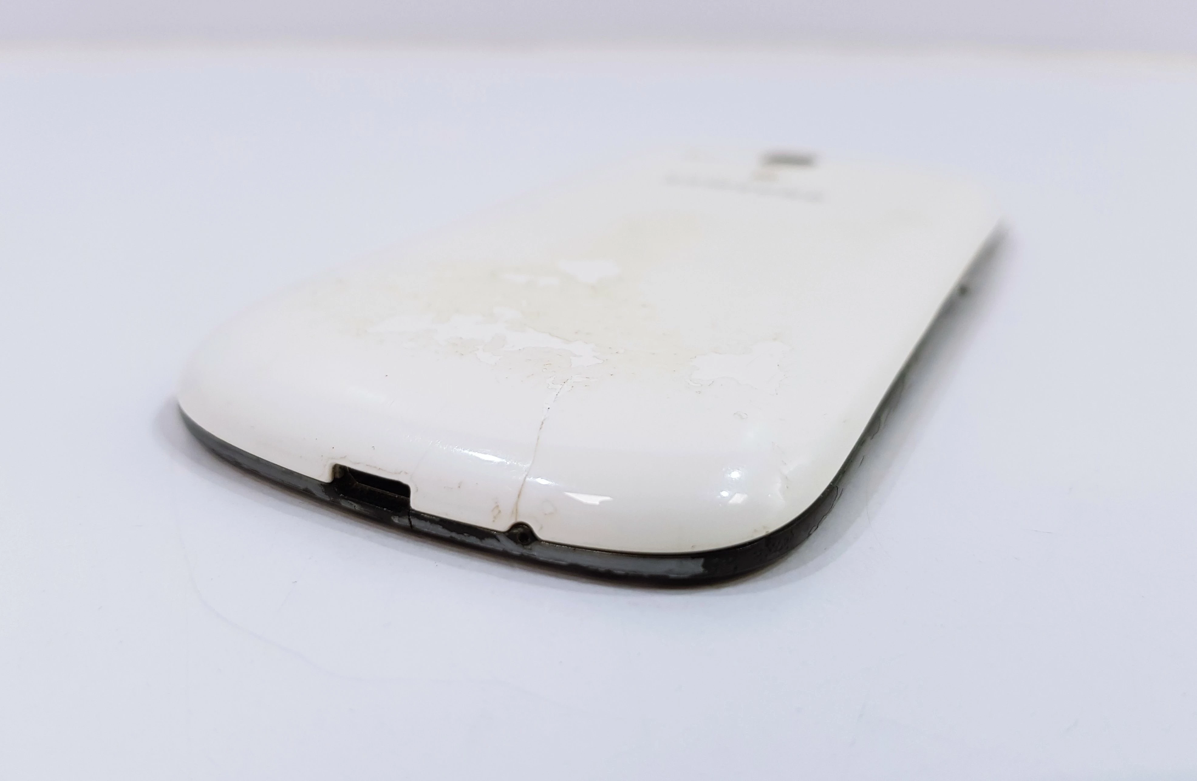 telefon-samsung-galaxy-s-iii-mini-przekatna-ekranu-4