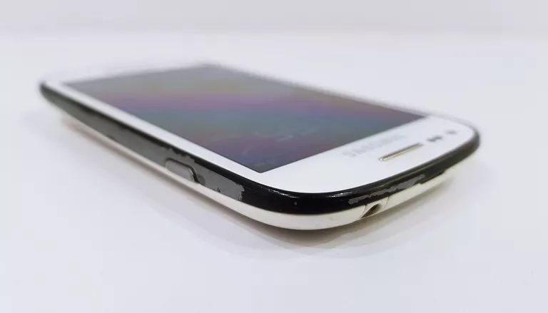 TELEFON SAMSUNG GALAXY S III MINI