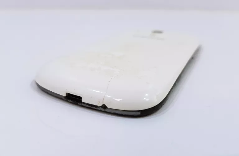 telefon-samsung-galaxy-s-iii-mini-przekatna-ekranu-4