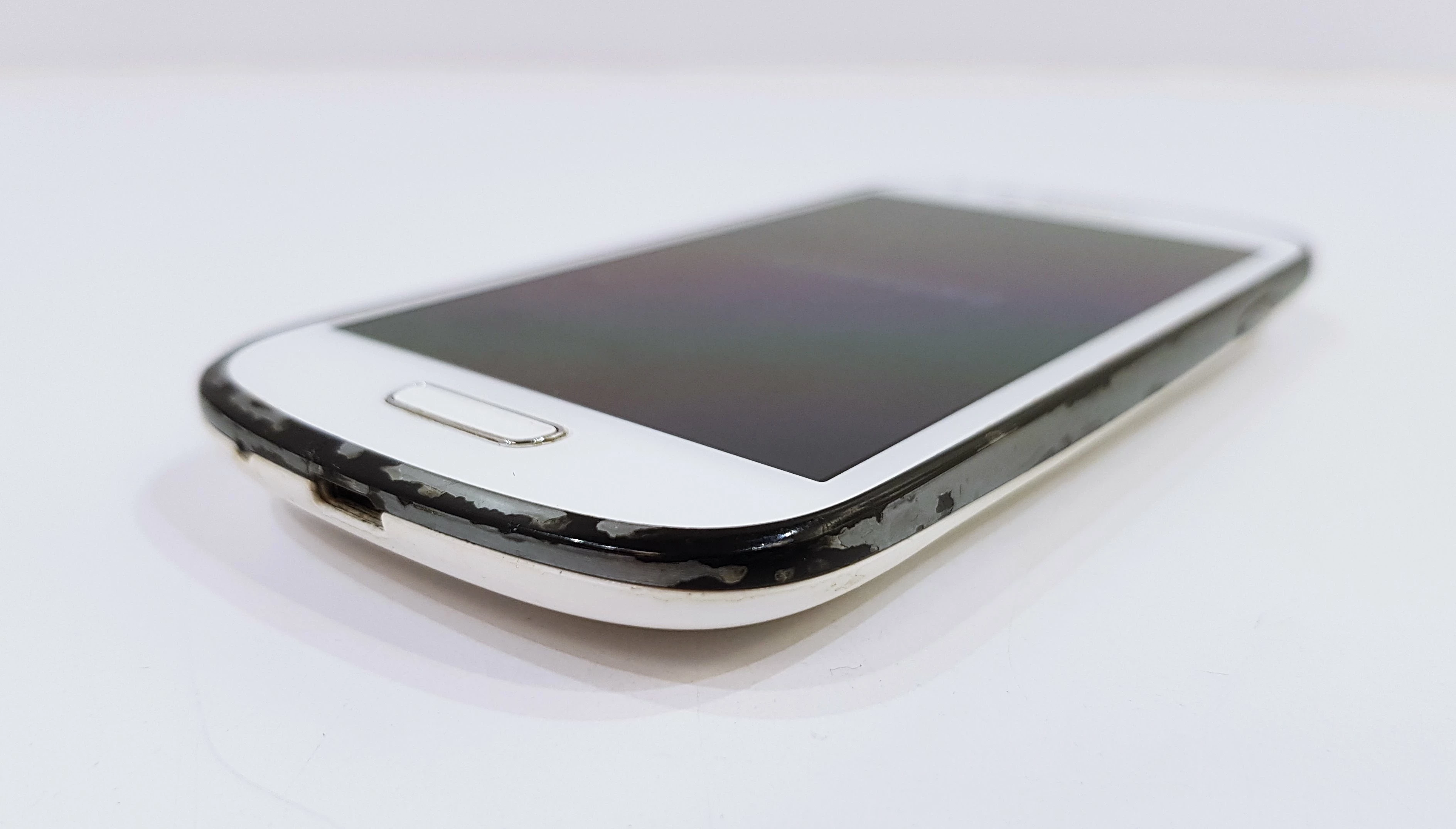 telefon-samsung-galaxy-s-iii-mini-stan-uzywany