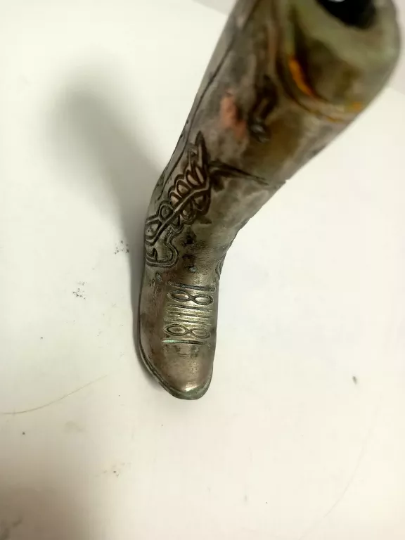 zapalniczka-metalowa-marlboro-w-ksztalcie-buta-product-id