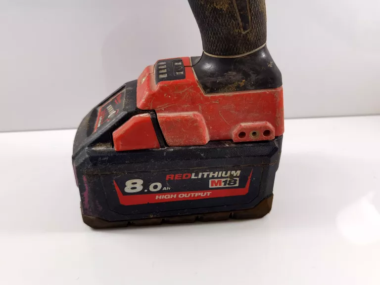 klucz-udarowy-milwaukee-m18-bateria-8-ah-stan-uzywany