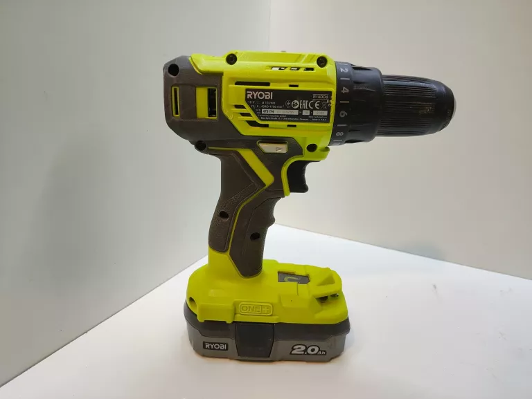 wkretarka-ryobi-r18dd4-etui-akumulator-lad-napiecie-v-18-v