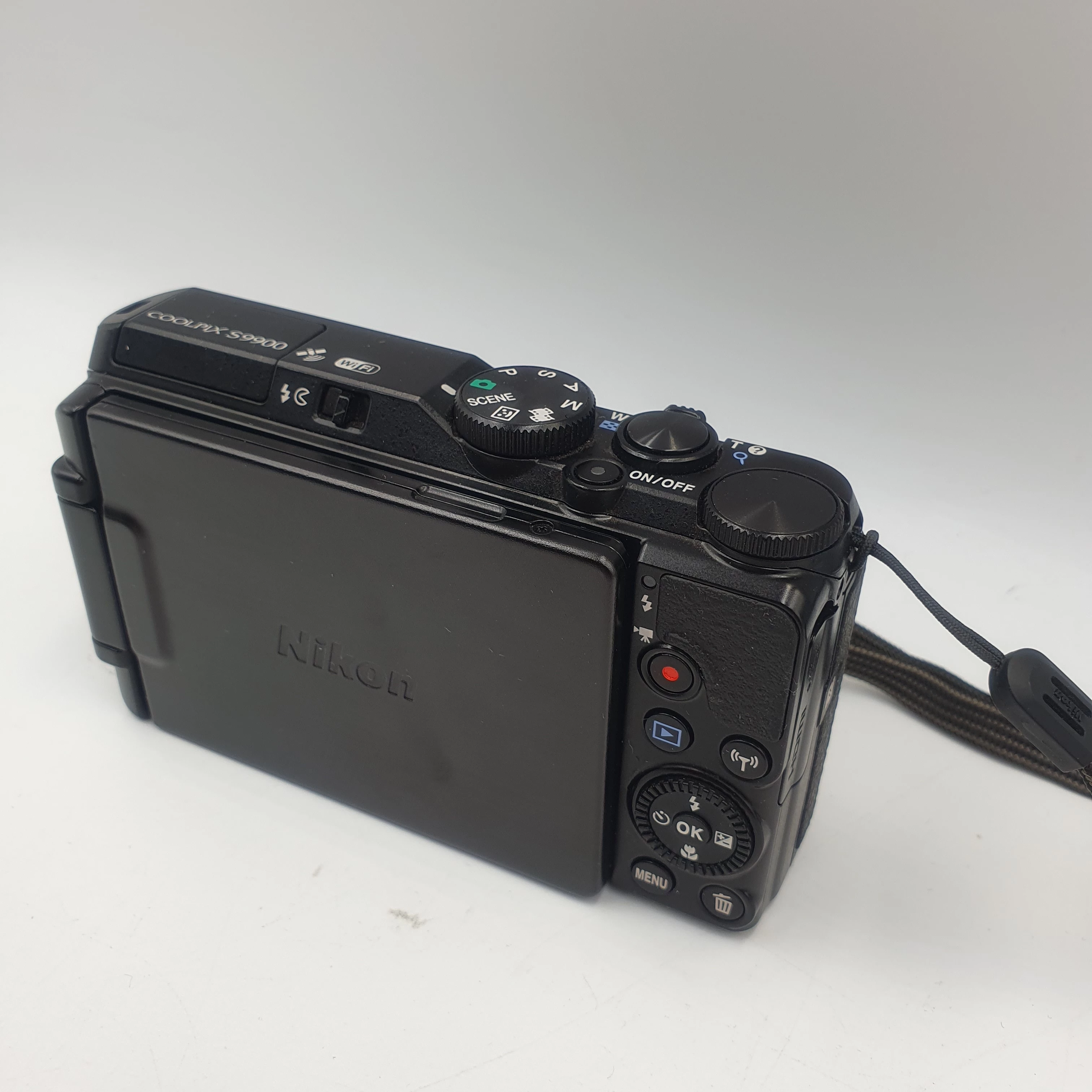 aparat-nikon-coolpix-s9900-etui-jakosc-video-1080p