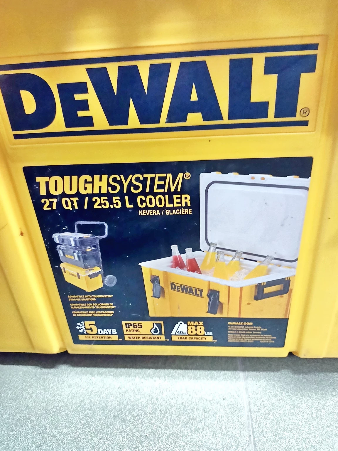 skrzynia-lodowka-dewalt-dwst1-81333-rodzaj-skrzynka-do-przenoszenia