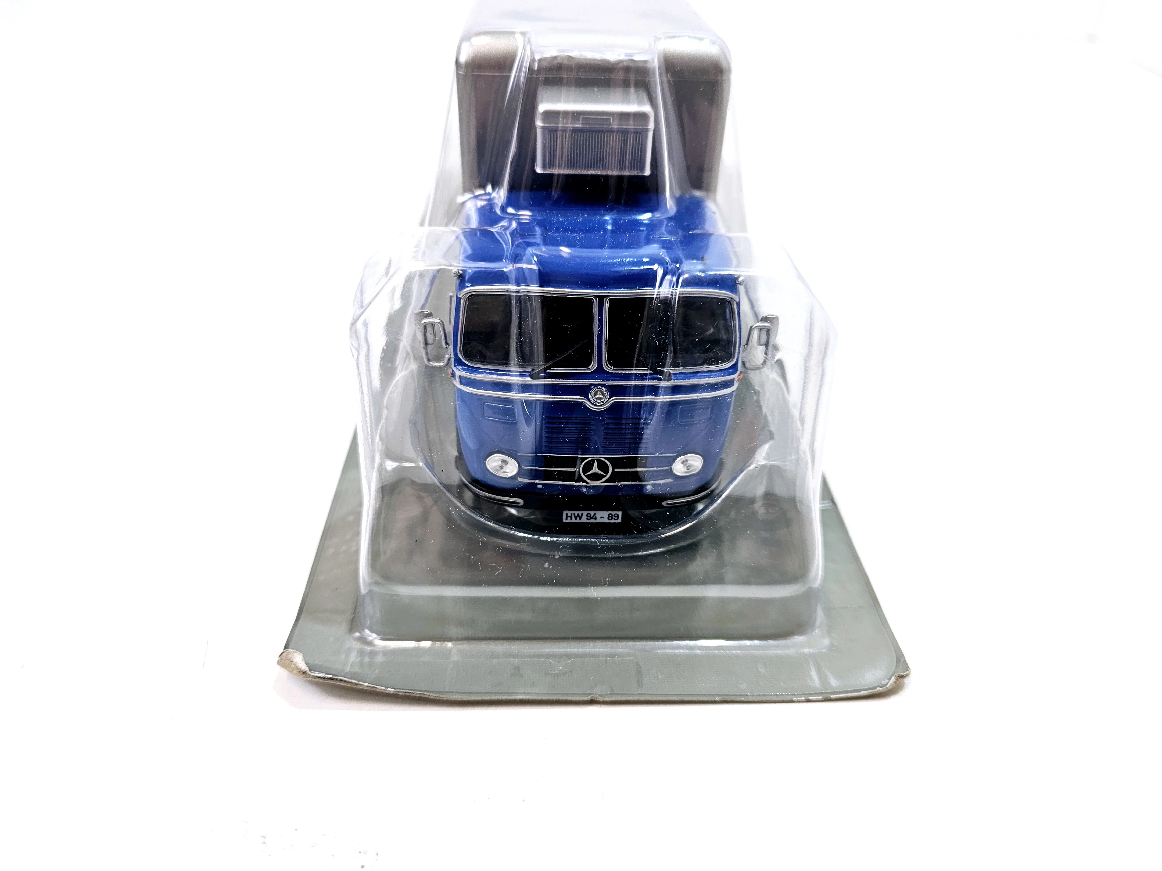 kultowe-ciezarowki-prl-62-mercedes-benz-lp-334-issn-9791220905404