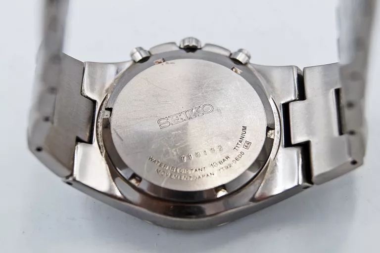 SEIKO CHRONO TITANIUM VINTAGE 7T92-0ED0