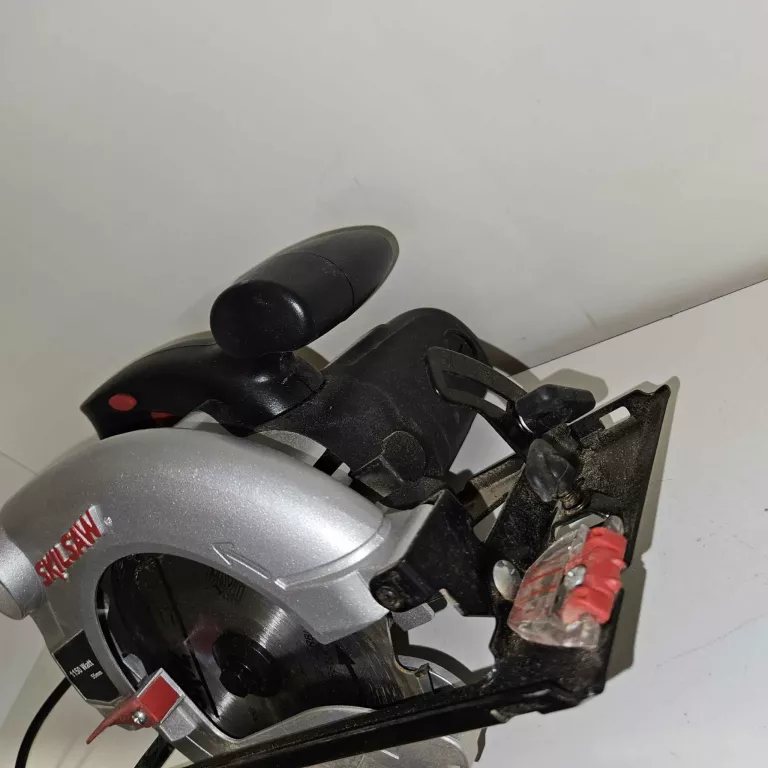 pilarka-tarczowa-skilsaw-5155-1150w-stan-uzywany