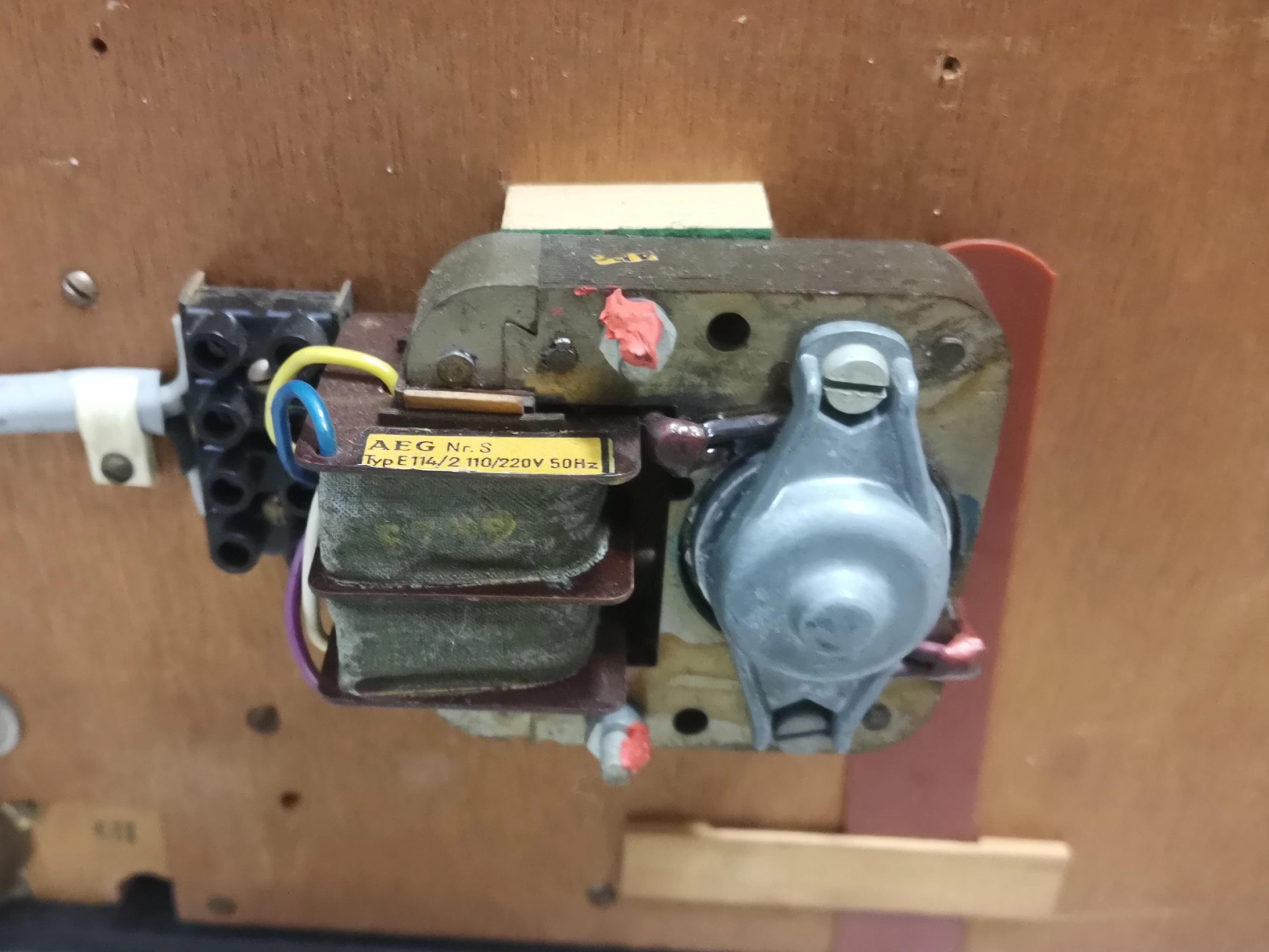 organy-hohner-organa-9807-vintage-60-stan-uzywany