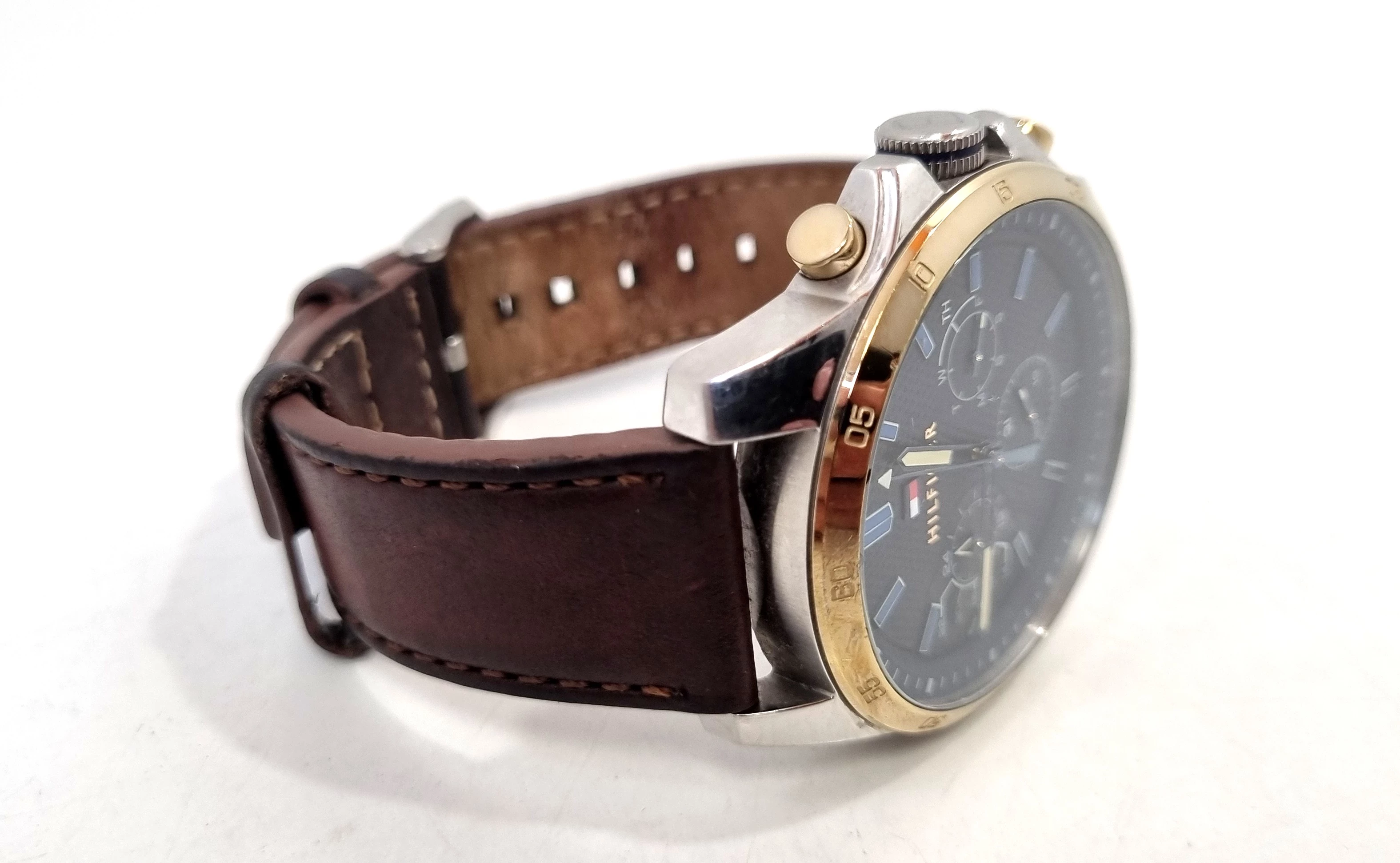 zegarek-meski-tommy-hilfiger-th3201202507-ksztalt-koperty-okragla