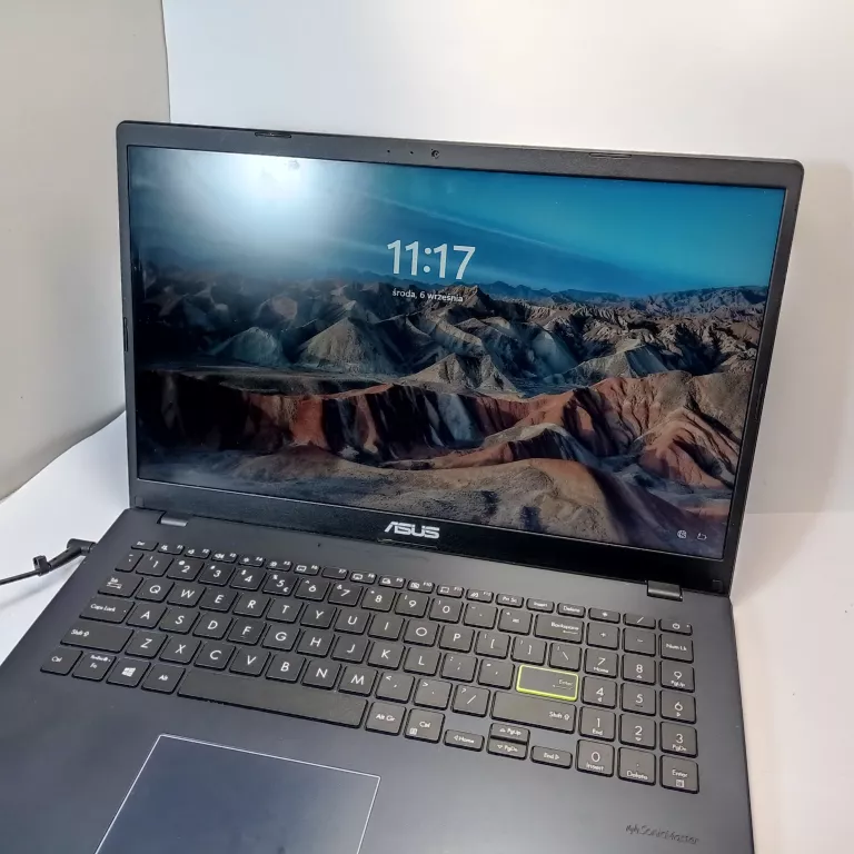LAPTOP ASUS E510M @WARTO !!