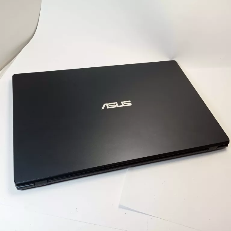 LAPTOP ASUS E510M @WARTO !!