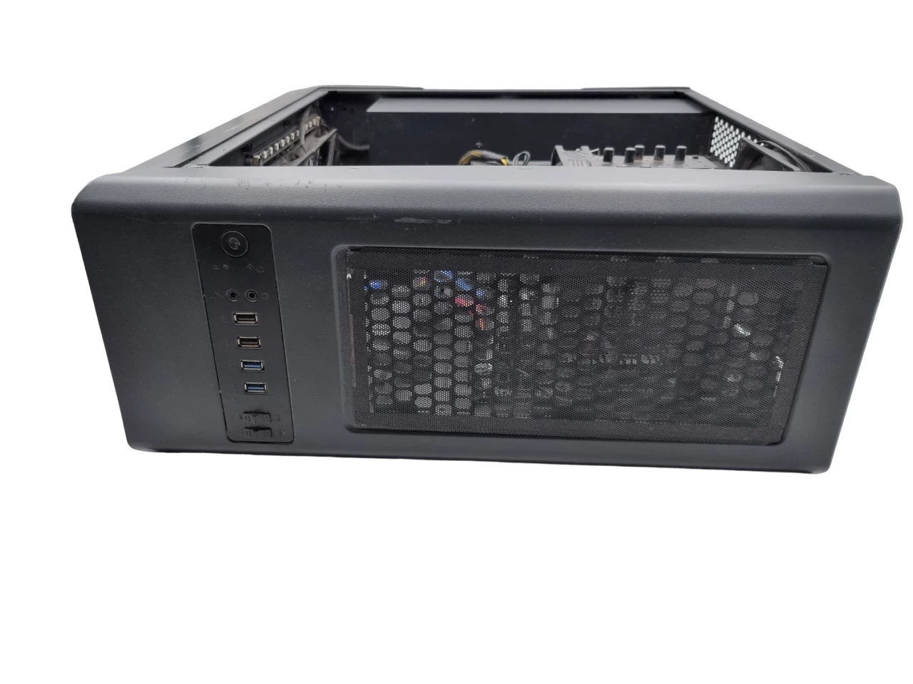 komputer-stacjonarny-sapphire-ryzen5-32gb-ram-ddr-liczba-rdzeni-procesora-8