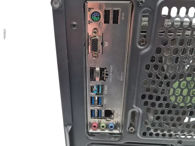 komputer-stacjonarny-sapphire-ryzen5-32gb-ram-ddr-pojemnosc-dysku-1628