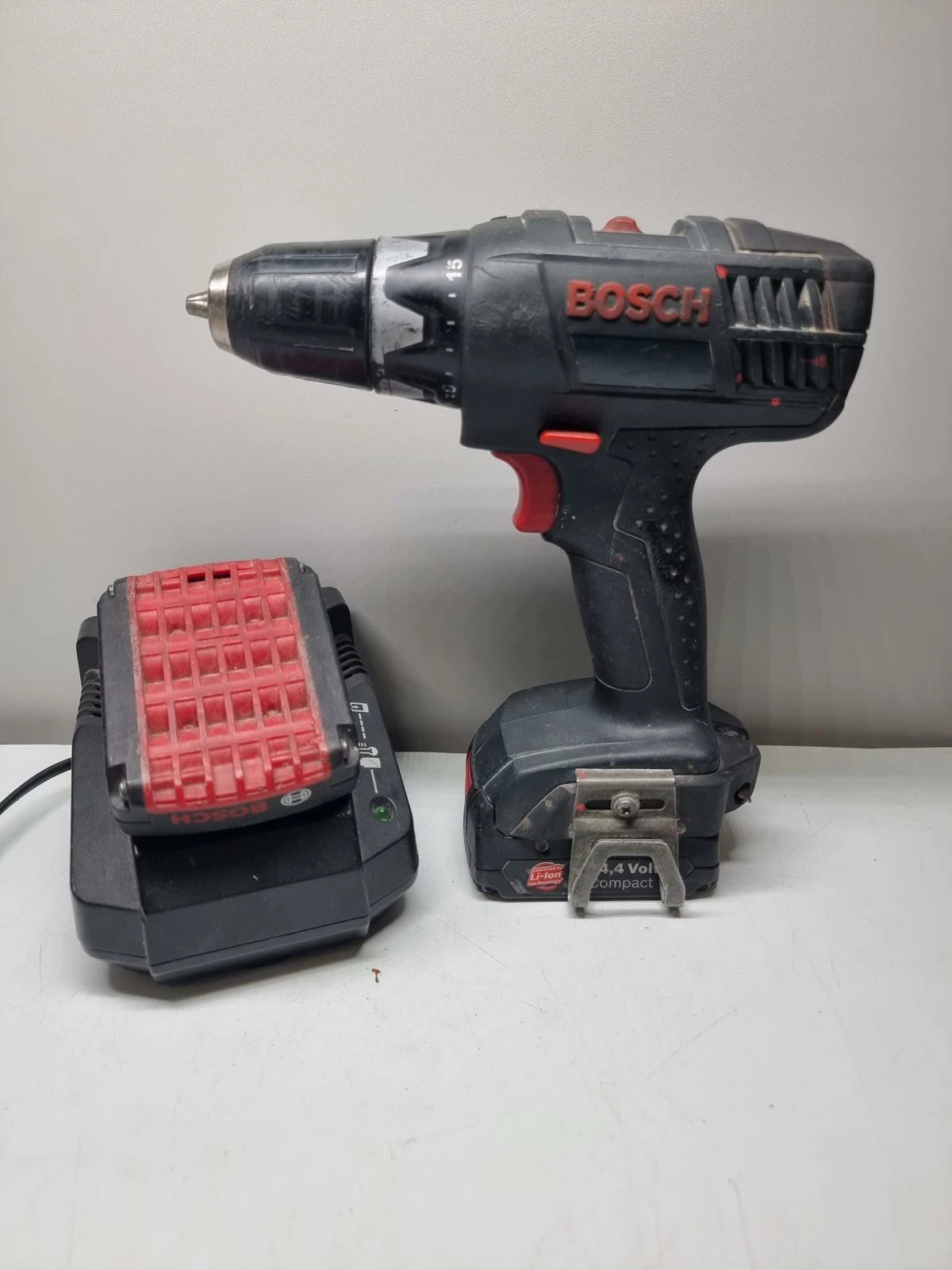 wiertarko-wkretarka-bosch-gsr-144-2-li-stan-uzywany