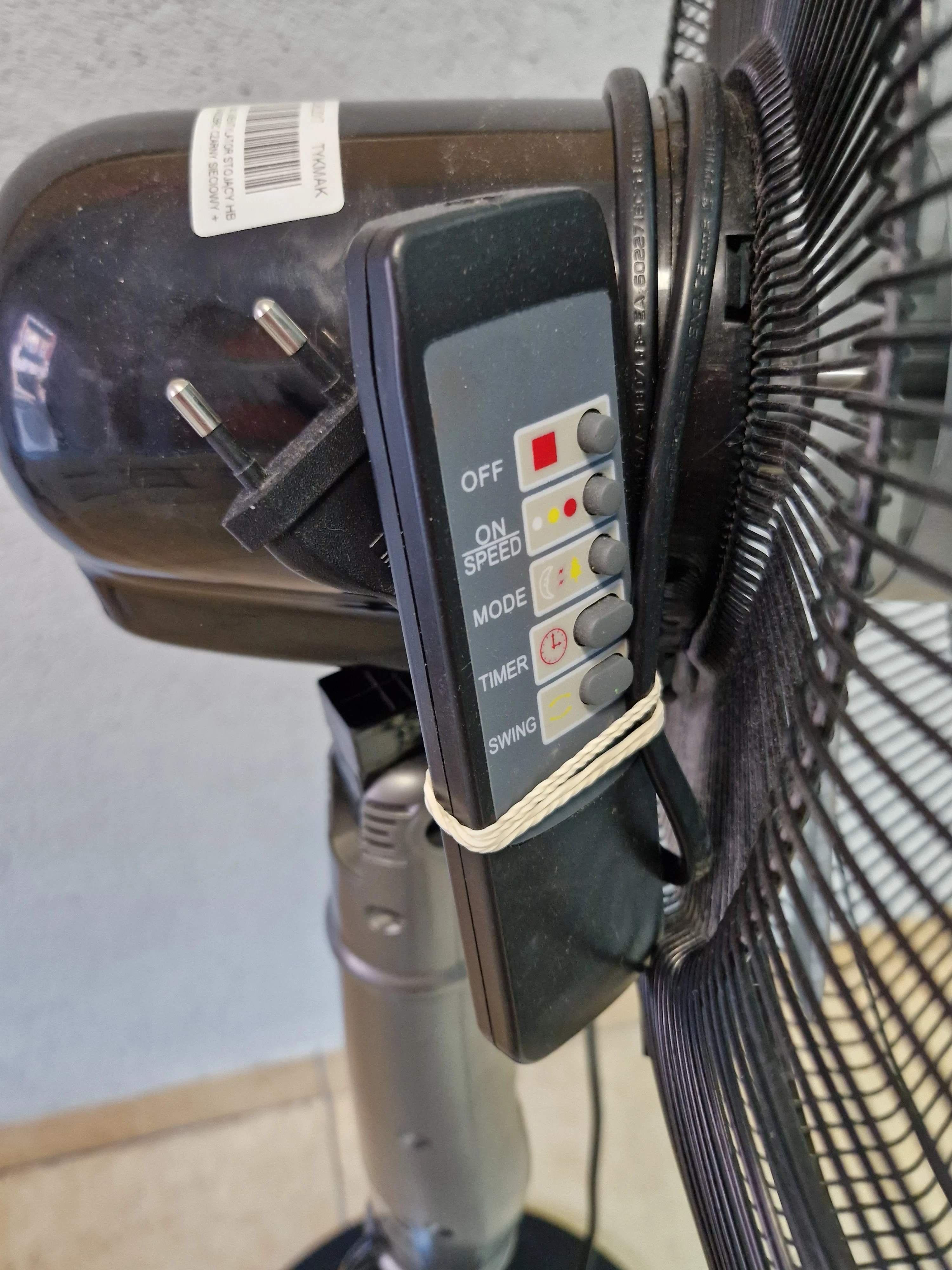 wentylator-stojacy-hb-sf4002brc-sieciowypilot-kolor-dominujacy-czarny