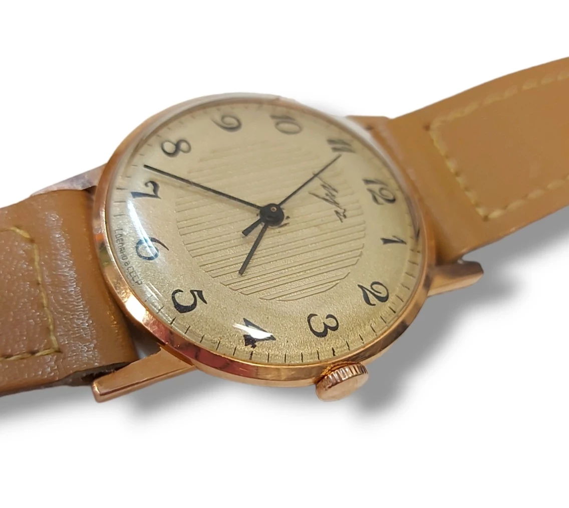 zegarek-zloty-nakrecany-lucz-cccp-58314k-wodoszczelnosc-brak